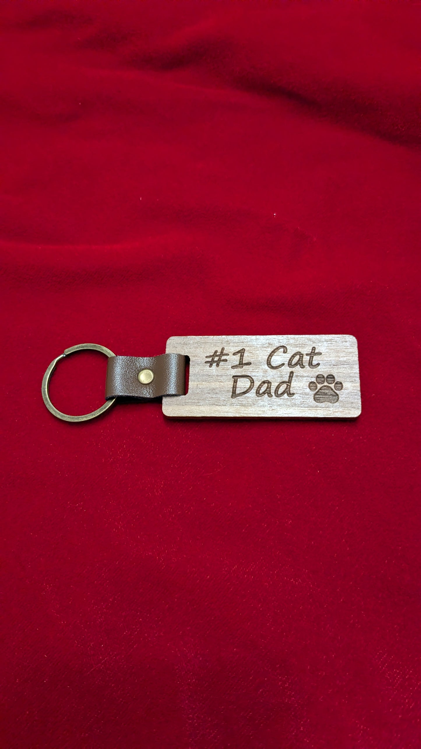 #1 Cat Parent Walnut Keychain