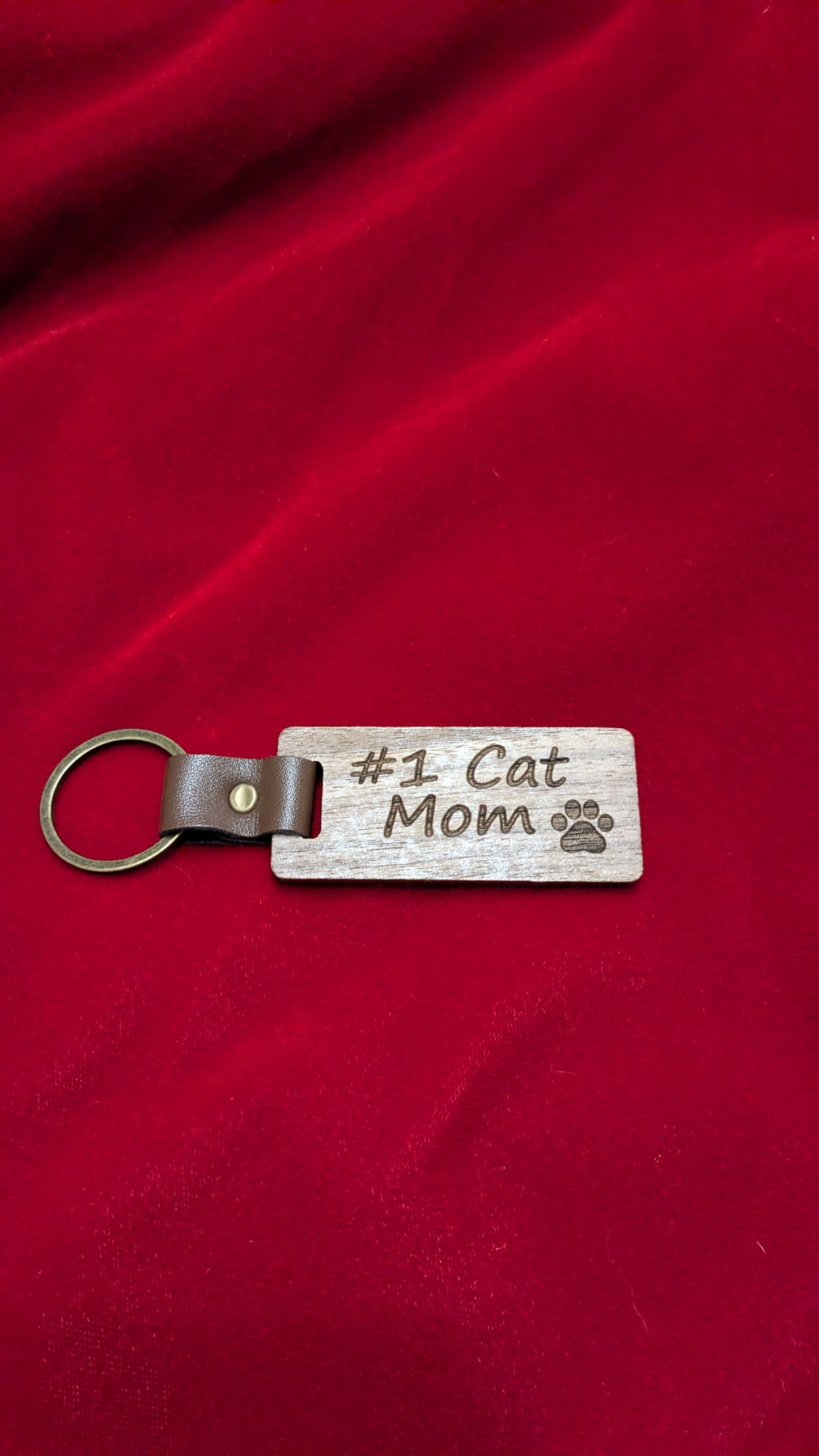 #1 Cat Parent Walnut Keychain